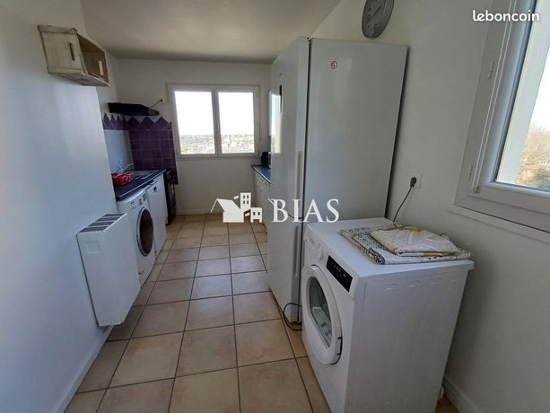 https://img.leboncoin.fr/api/v1/lbcpb1/images/21/94/4a/21944a582d4bae6b25c950588a24690a0371c871.jpg?rule=ad-image