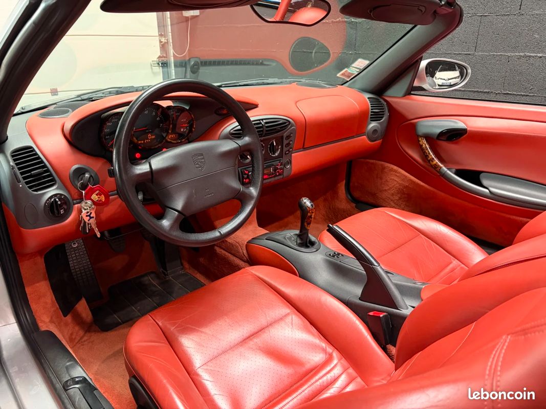 PORSCHE BOXSTER 2.5i / SUIVI COMPLET / REVISION OK / 4 PNEUS NEUFS / (image 14)