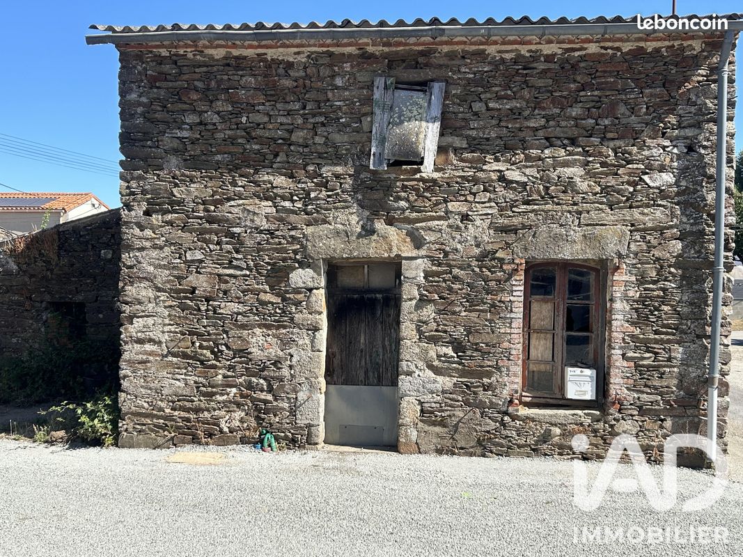 Maison 5 pièces 102 m² · à Chavagnes-en-Paillers · 102 m² · 56 000 €