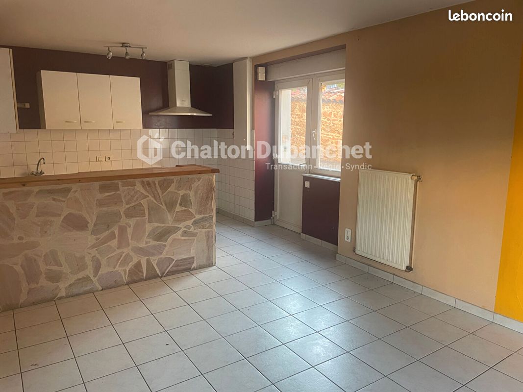 Appartement 4 pièces 78 m² · à Neulise · 78 m² · 70 000 €
