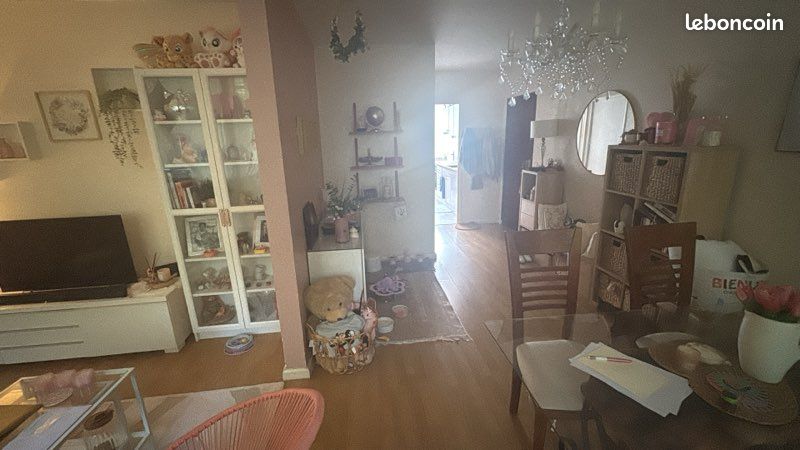 Appartement 2 pièces 56 m² · à Fontenay-le-Fleury · 56 m² · 1 143 €