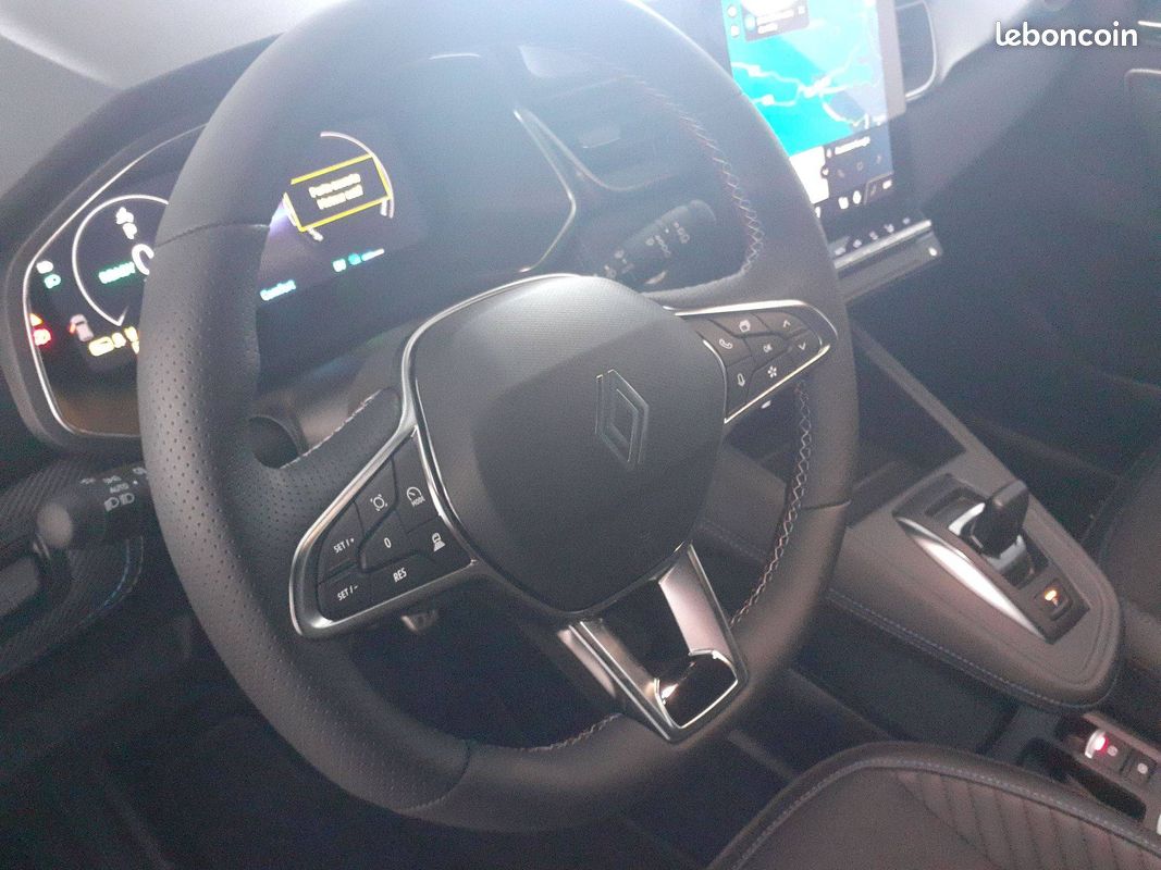 RENAULT Captur E-Tech full hybrid 160 ch esprit Alpine (image 15)