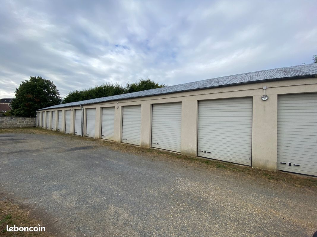 Parking 15 m² · à Noyon · 15 m² · 70 €