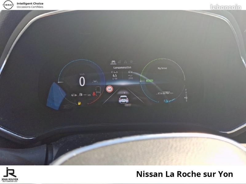 Renault Captur 1.6 E-Tech hybride 145ch Techno Fast Track (image 15)