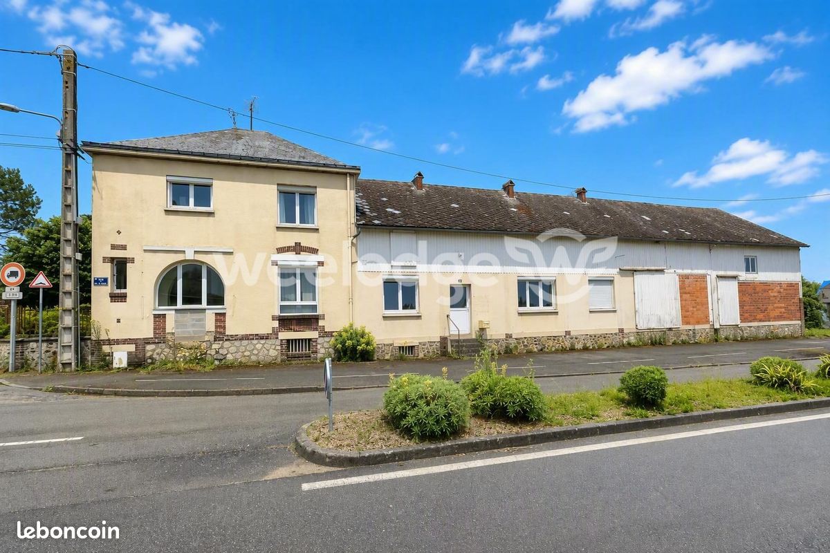 Maison 7 pièces 210 m² · à Illiers-Combray · 210 m² · 189 000 €