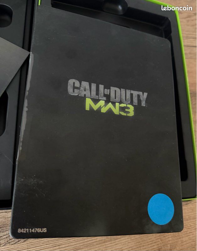 Call of Duty Modern Warfare 3 Edition Collector Hardened Xbox 360 - Jeux vidéo