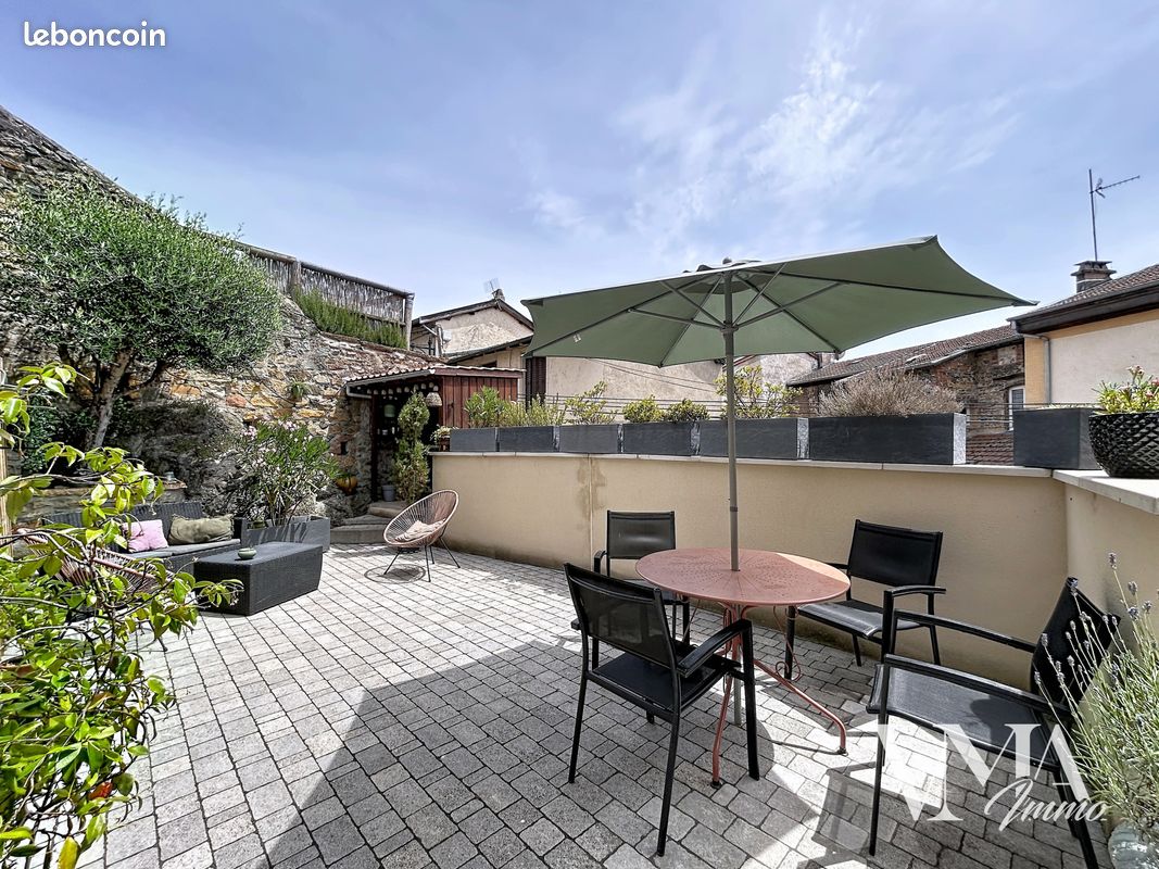 Appartement 3 pièces 102 m² · à Sain-Bel · 102 m² · 310 000 €