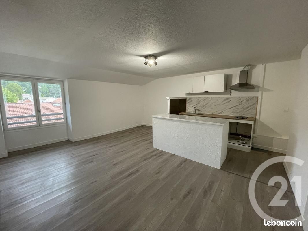 Appartement 2 pièces 59 m² · à Saint-Péray · 59 m² · 520 €/mois