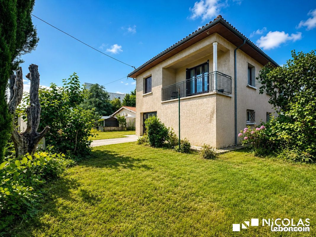 Maison 4 pièces 170 m² · à Mérignac · 170 m² · 350 000 €