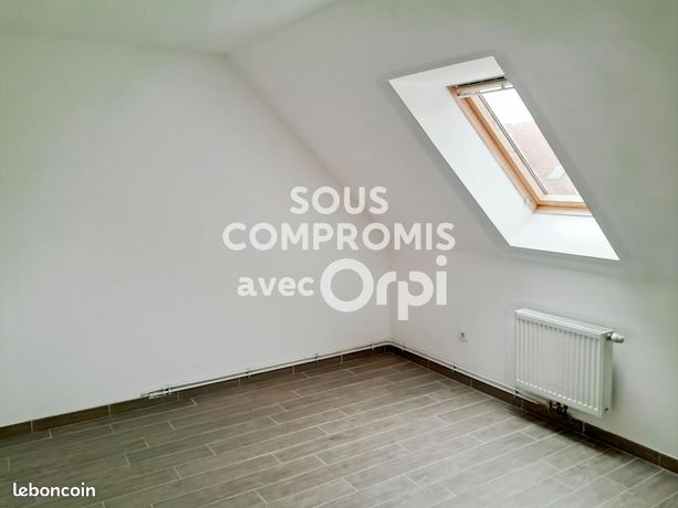 https://img.leboncoin.fr/api/v1/lbcpb1/images/21/9c/51/219c519a726d3c44dab8adf3a2d47259ff54716a.jpg?rule=ad-image