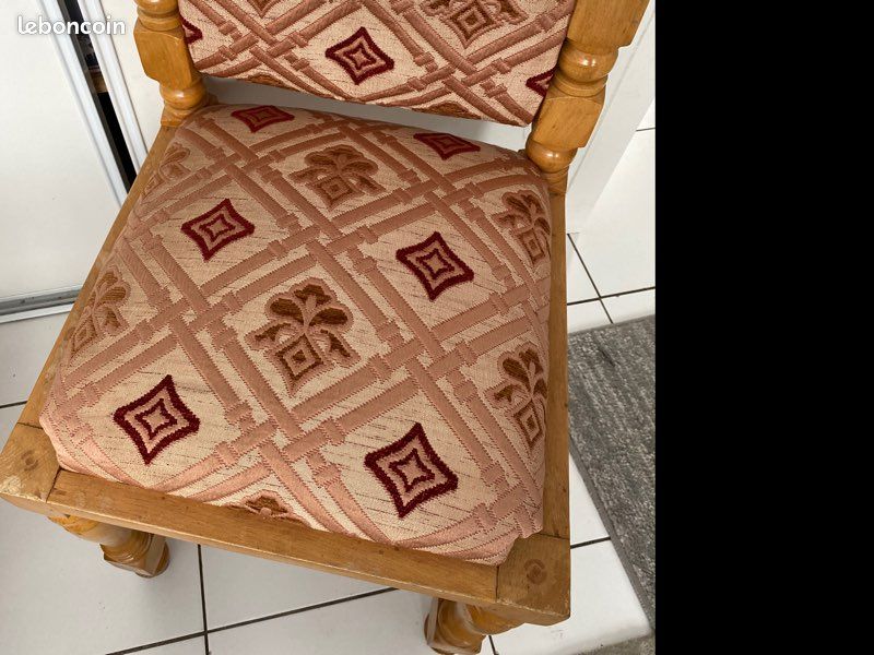 Chaises tabouret, Bois et Tissus (image 2)