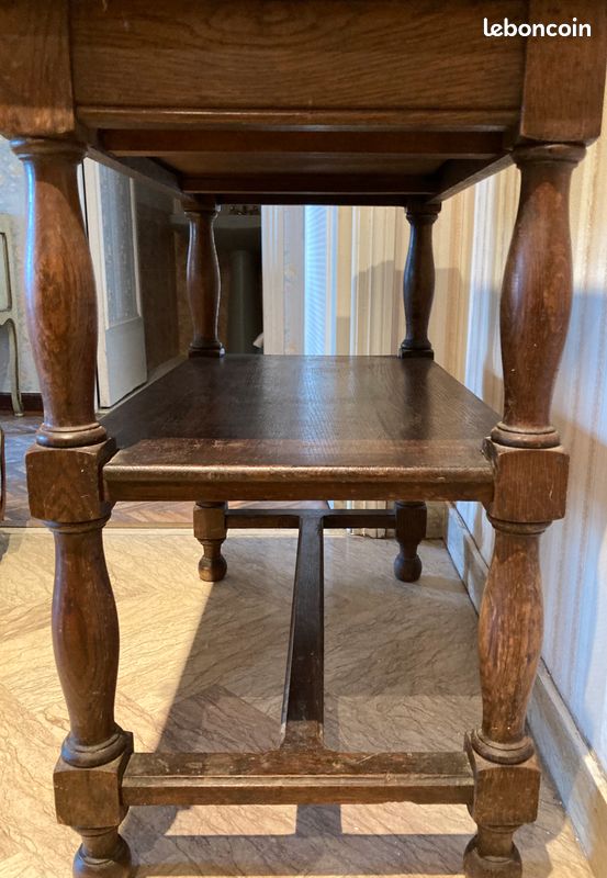 Table de style Louis XIV, en noyer massif , XVIIIe siècle (image 3)