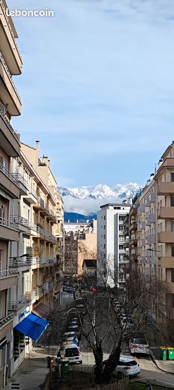 Appartement 2 pièces 80 m² · à Grenoble · 80 m² · 890 €/mois