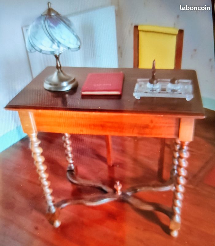 Bureau style ancien (image 1)