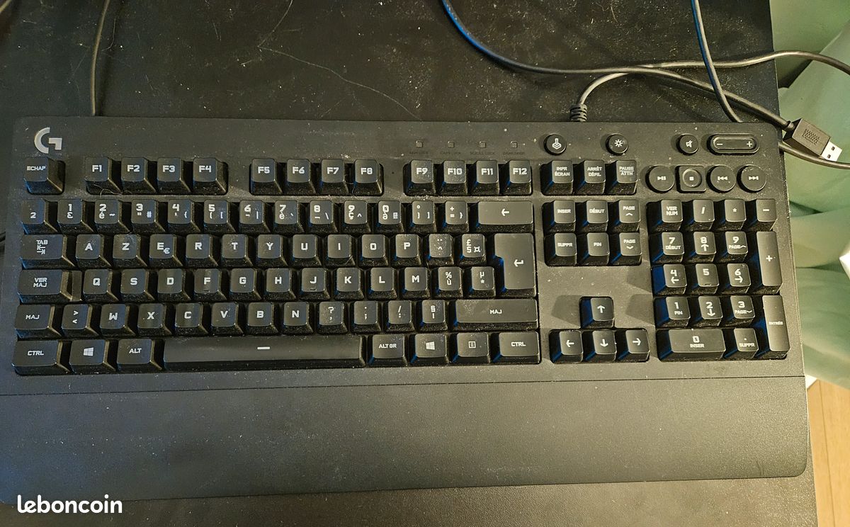 Logitech g213 (image 2)