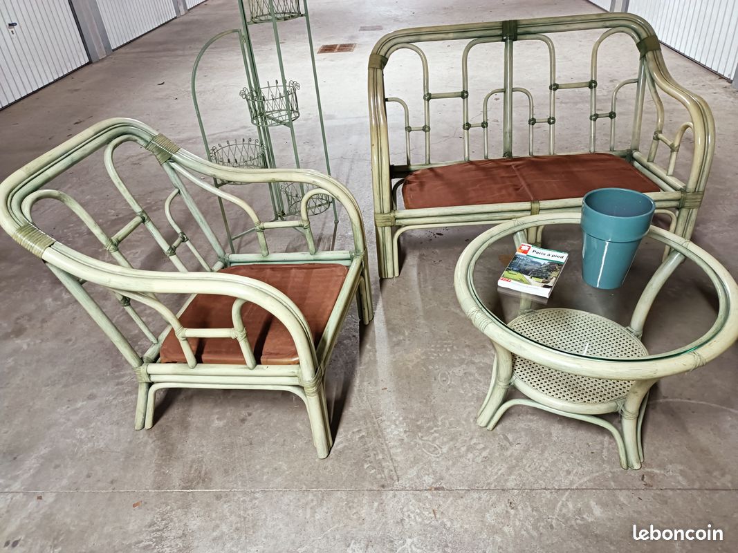 Salon en rotin (image 1)