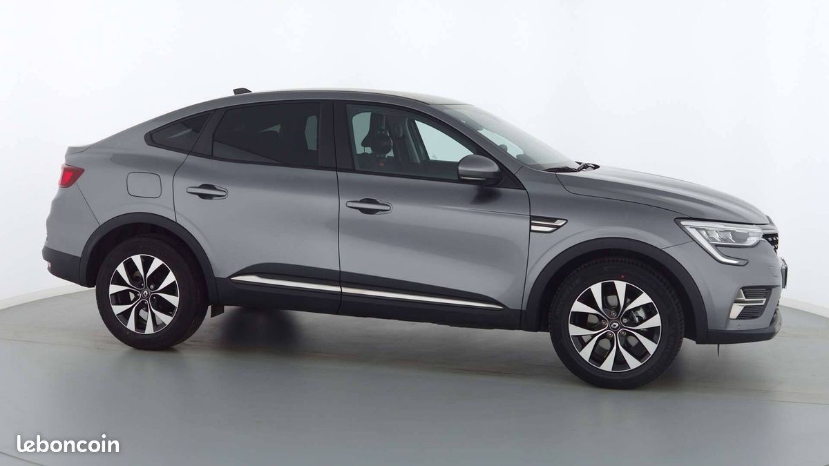 Renault arkana e tech 145 business (image 9)