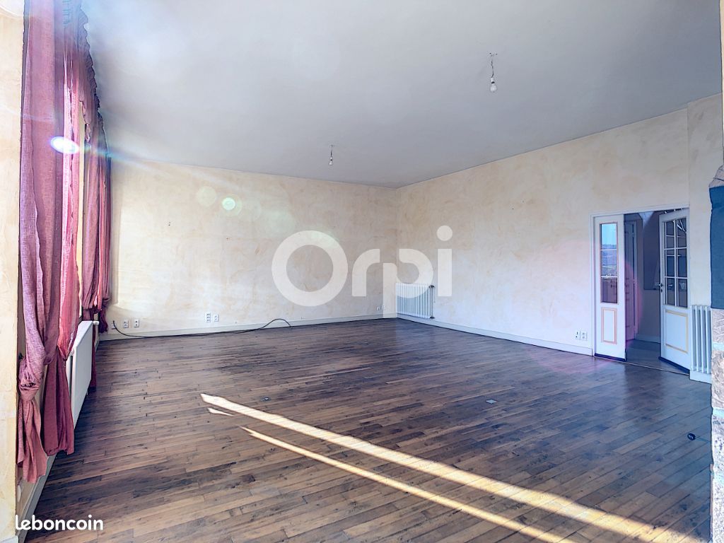 Maison 5 pièces 237 m² - Lanteuil 19190 (image principale 2)