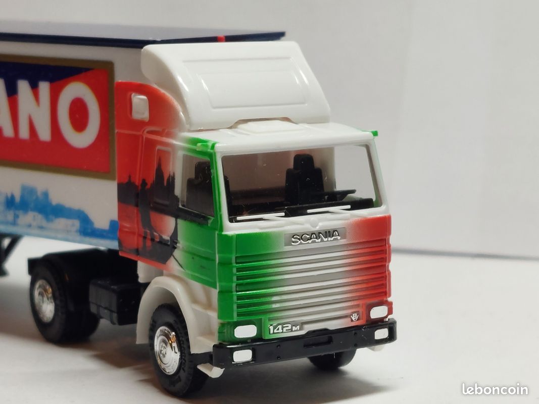 LOT De 9 Camions ALBEDO 1/87 – Semi-Remorques Et B-Train – Collection HO