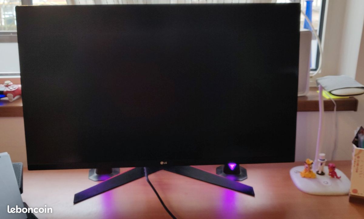 LG 32GK650F-B Moniteur LCD Large 31.5 pouces (80 cm) (image 3)