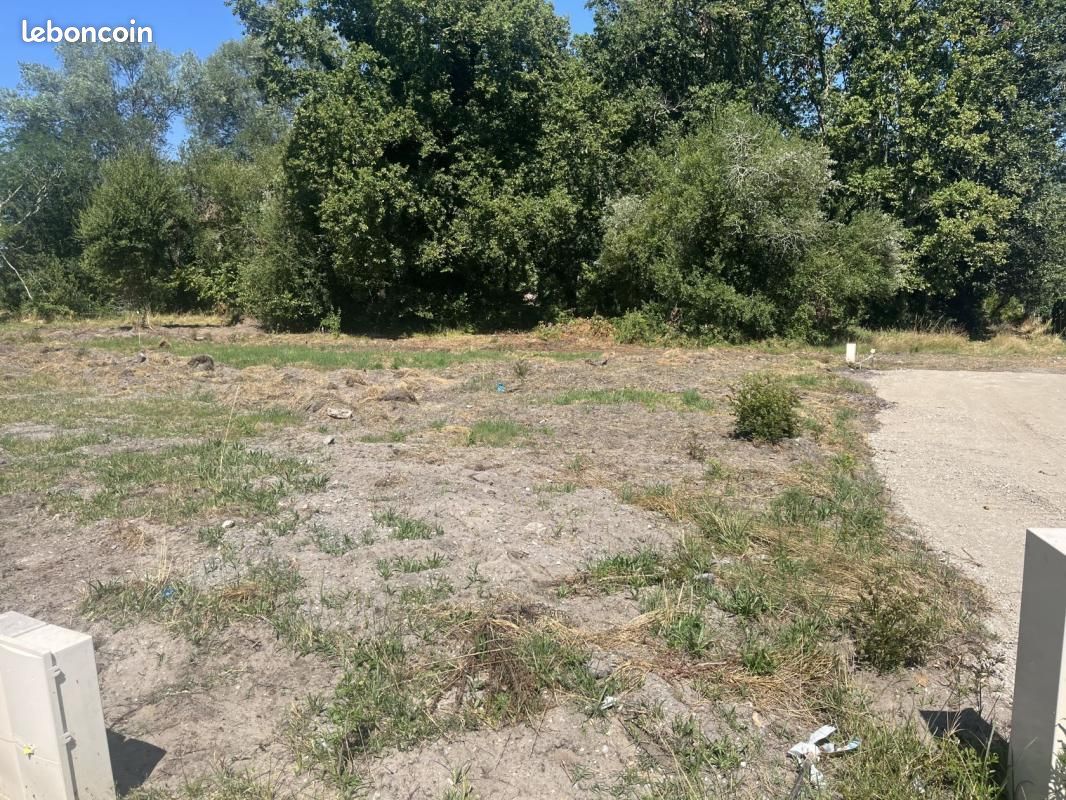 Terrain 653 m² Le Porge · 190 000 €