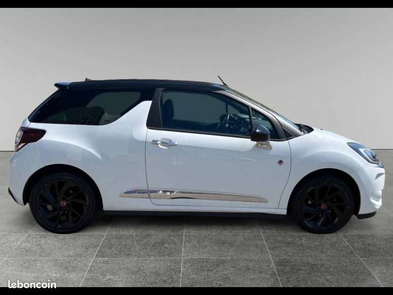 Ds DS 3 Essence 110 Perfo Line GPS Radar Recul CarPlay Clim Auto Régulateur (image 4)