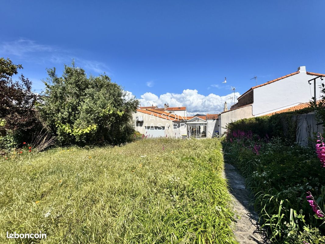 Maison 5 pièces 151 m² · à Les Sables-d'Olonne · 151 m² · 477 480 €