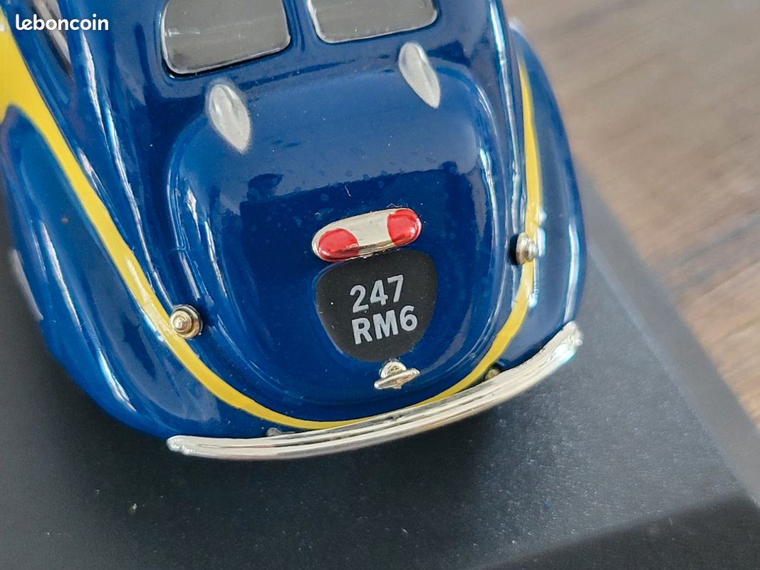 Voiture miniature 1/43 ème. Peugeot 402B 1939 - Collection