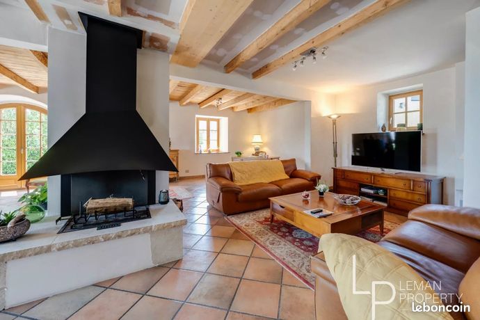 Ferme 5 pièces 214 m²