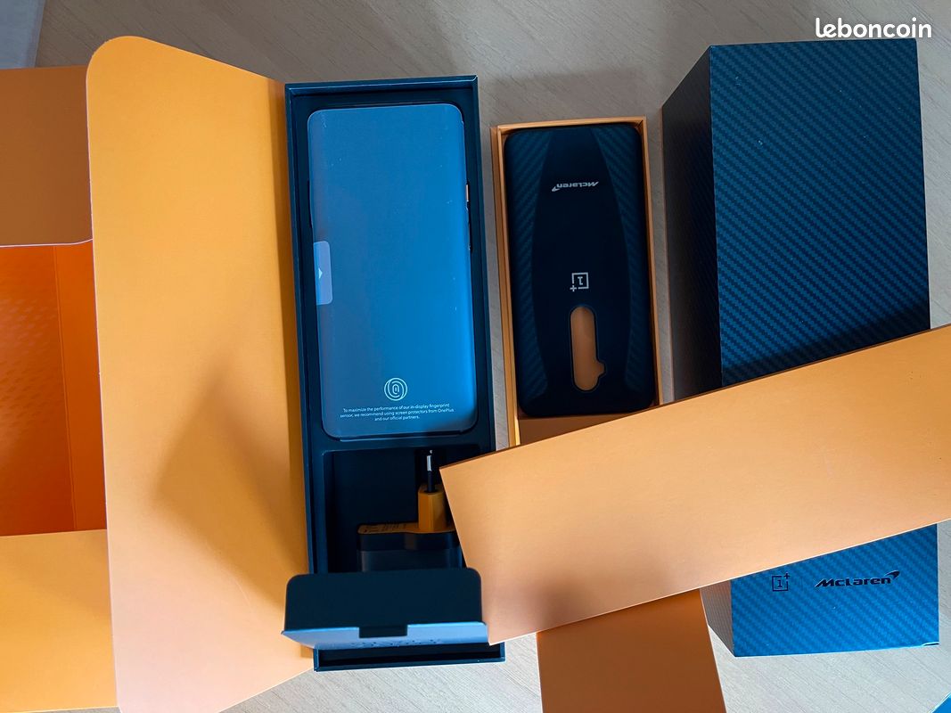 OnePlus 7T Pro McLaren Edition 256Go + 12Go RAM Dual SIM neuf (image 2)