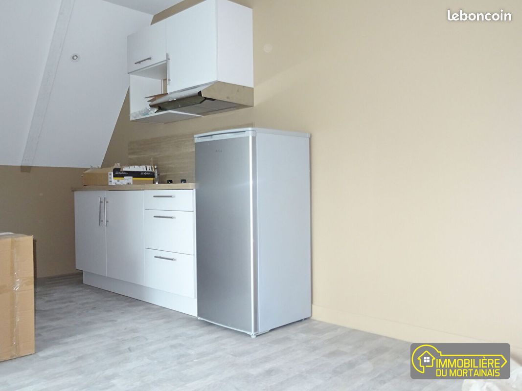 Appartement 1 pièce 21 m² · à Saint-Hilaire-du-Harcouët · 21 m² · 388 €