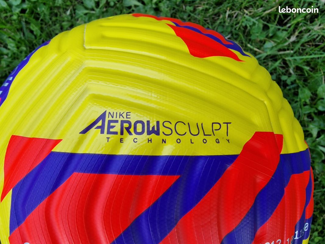 ⚽ Ballon de football Nike Performance, FIFA Quality PRO, 100% NEUF jamais utilisé (image 5)