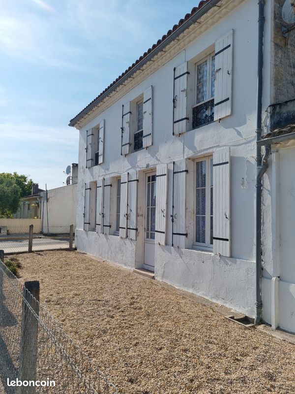 Maison 5 pièces 135 m² · à Hourtin · 135 m² · 171 200 €