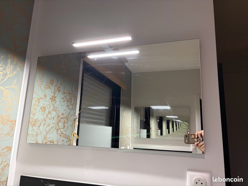 Miroir de salle de bain avec LED 2 si besoin (image 2)