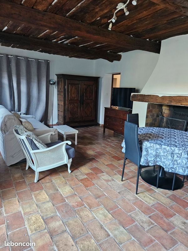 Maison 2 pièces 73 m² · à Meyreuil · 73 m² · 1 200 €