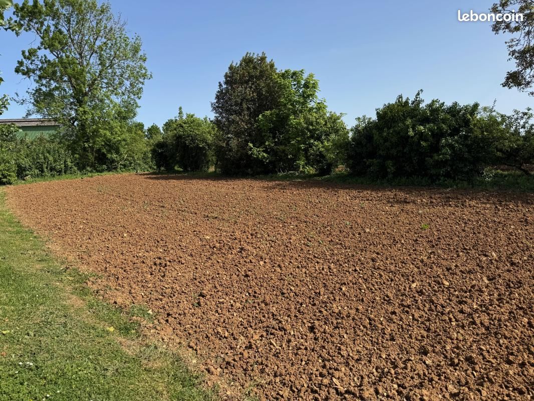 Terrain 834 m² Sainte Hermine · à Saint-Jean-d'Hermine · 22 000 €