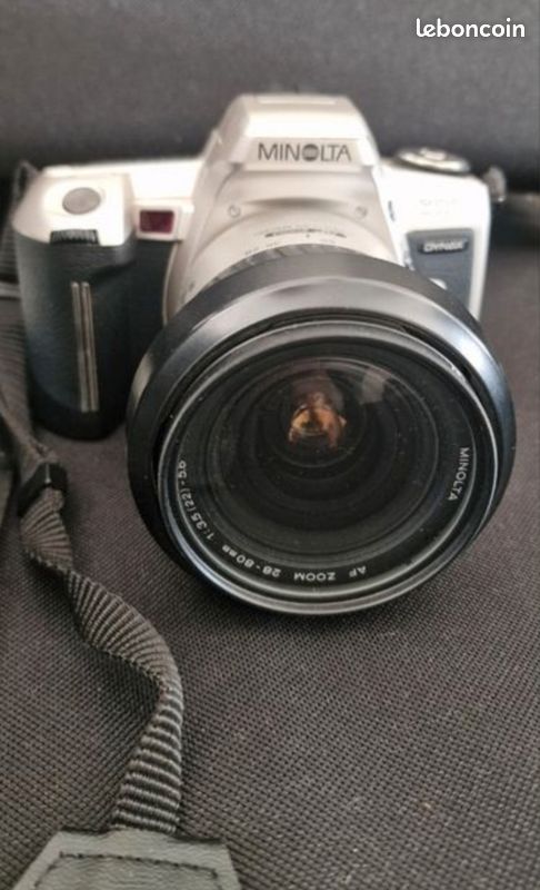 Minolta Dynax 505si Super + AF Zoom 28–80mm (Gebraucht) in Basel für