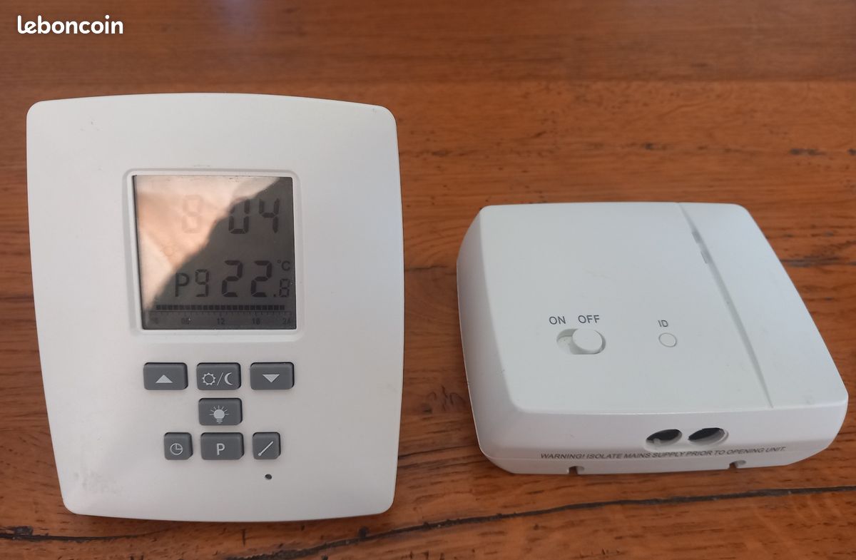 Thermostat électronique programmable EVERFLOURISH EMP913RF (image 1)
