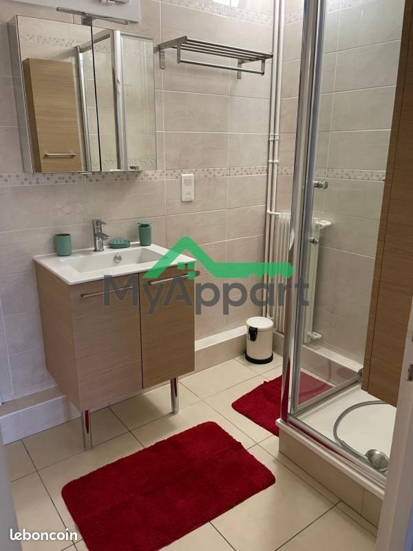 Appartement a louer - 3 pièce(s) - 70 m2 - Surfyn