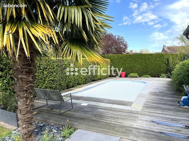 Maison 8 pièces 234 m²