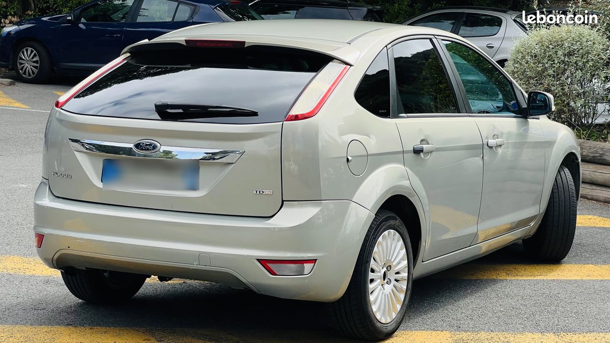 Ford Focus Titanium 1.6 TDCI 90ch (image 2)