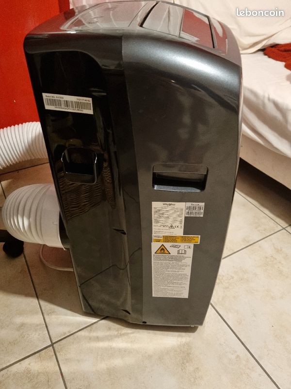 Climatiseur mobile Whirlpool pacb29co 2800w eco silent (image 1)