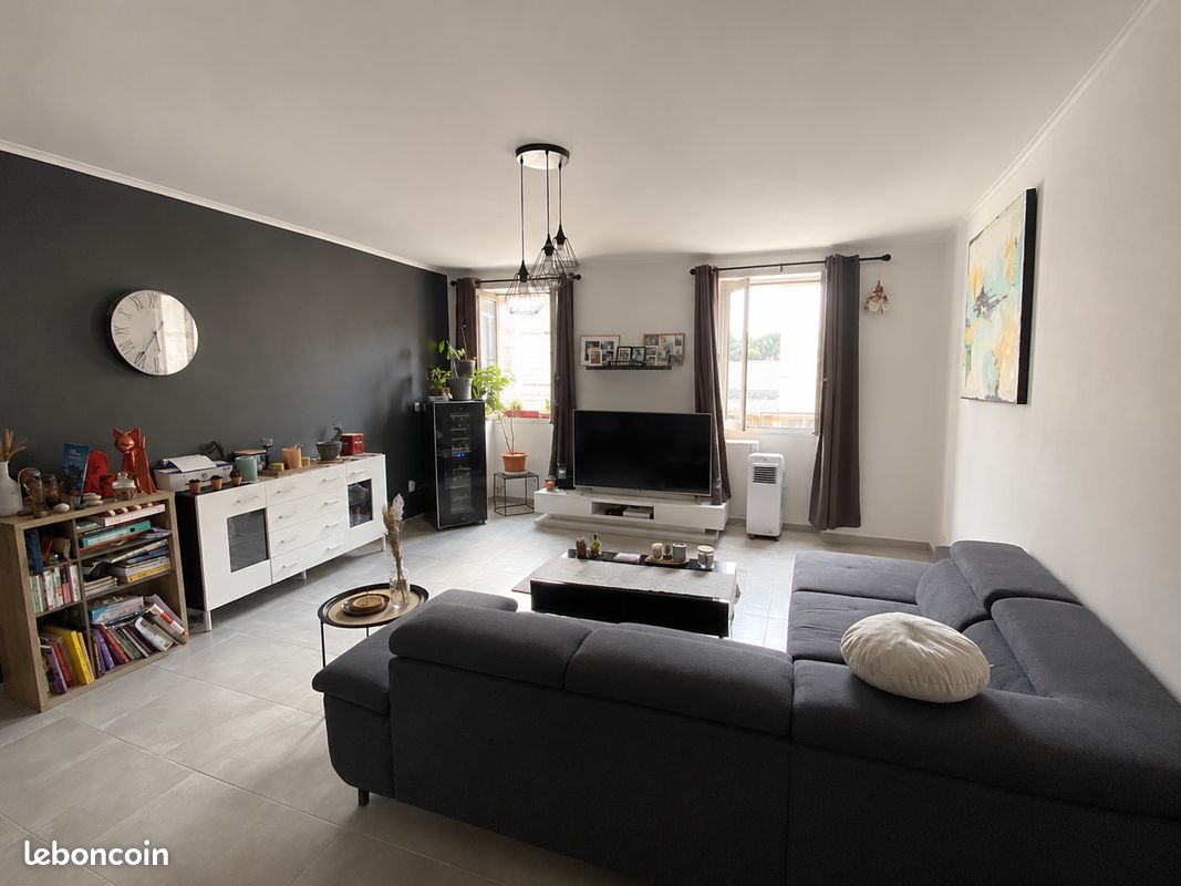 Appartement 4 pièces 110 m² · à Alès · 110 m² · 900 €