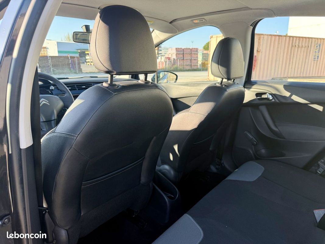 Citroen C3 1.6 HDI 90 CLIM REGUL CARPLAY (image 10)