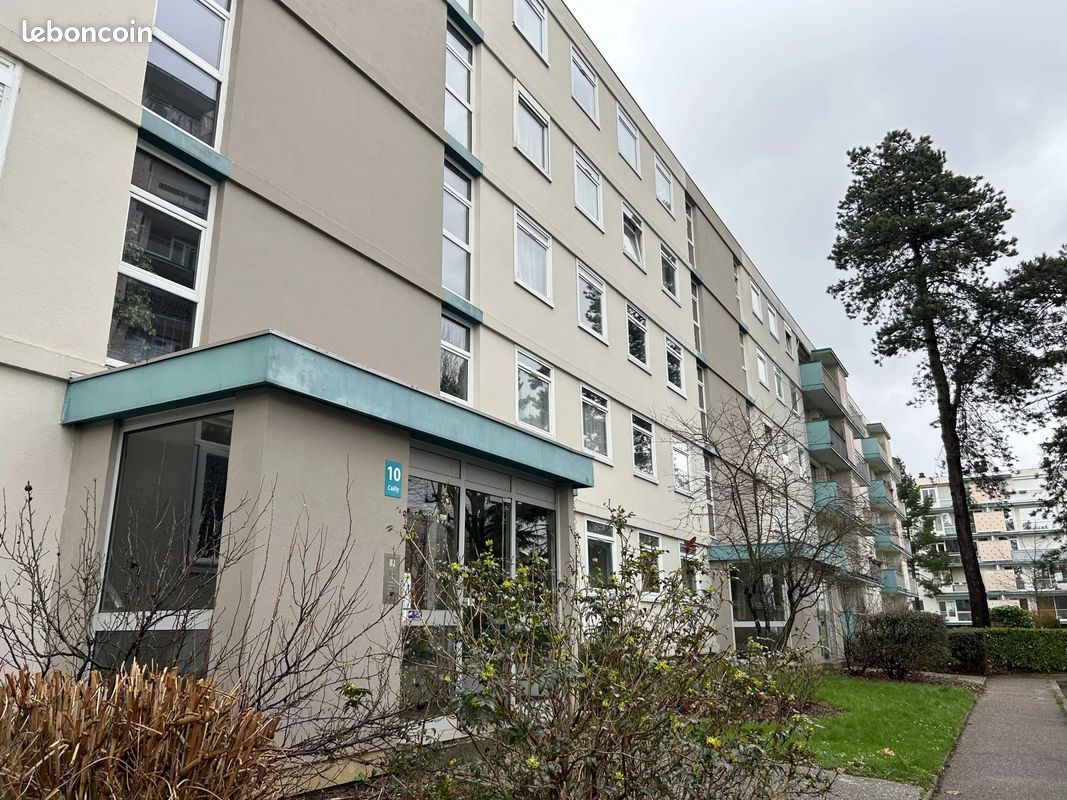 Appartement a louer - 5 pièce(s) - 76 m2 - Surfyn