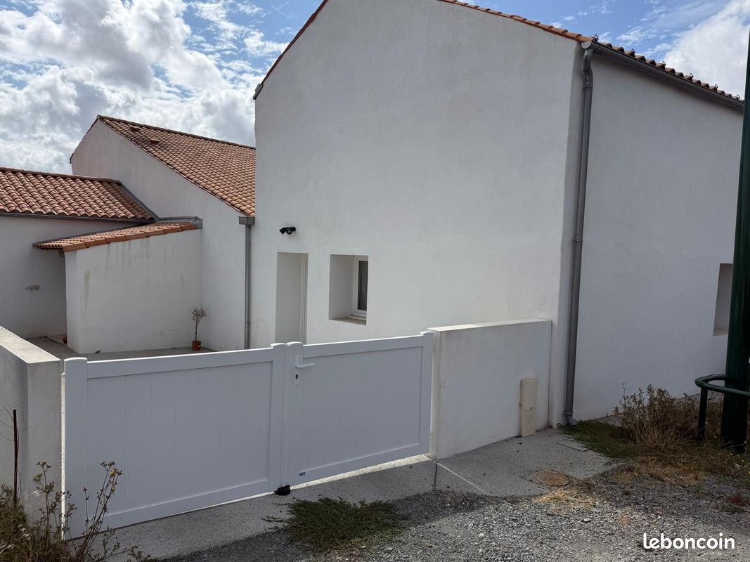 Maison 3 pièces 80 m² · à Ferrières · 80 m² · 910 €/mois
