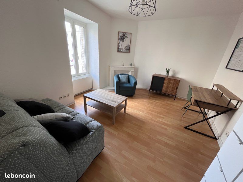 Appartement 1 pièce 41 m² · à Poitiers · 41 m² · 540 €