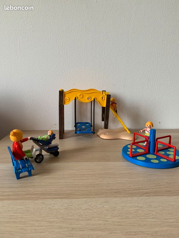 Parc à jeux enfants playmobil (image 1)