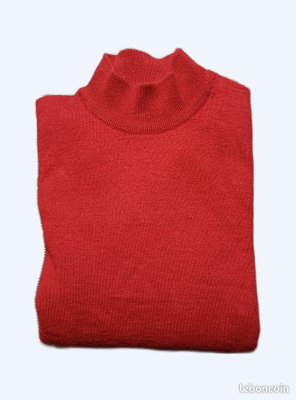 Pull rouge (image 1)