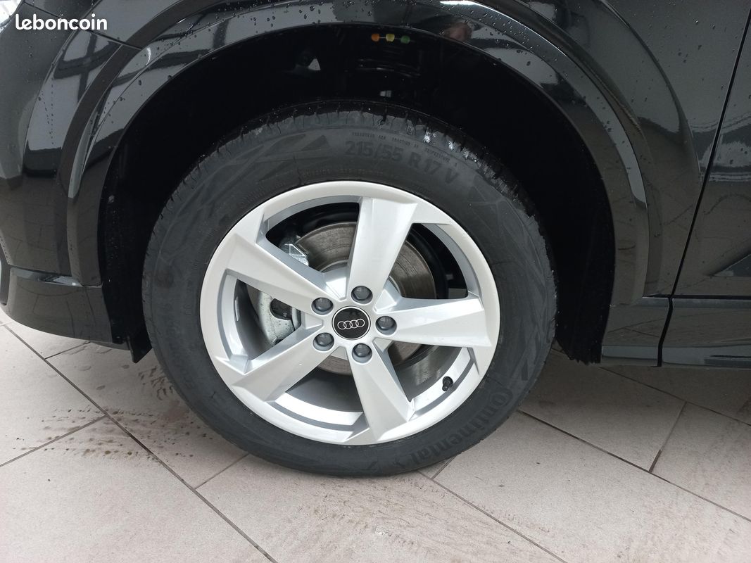 AUDI Q2 35 TFSI 150 S tronic 7 S line (image 9)